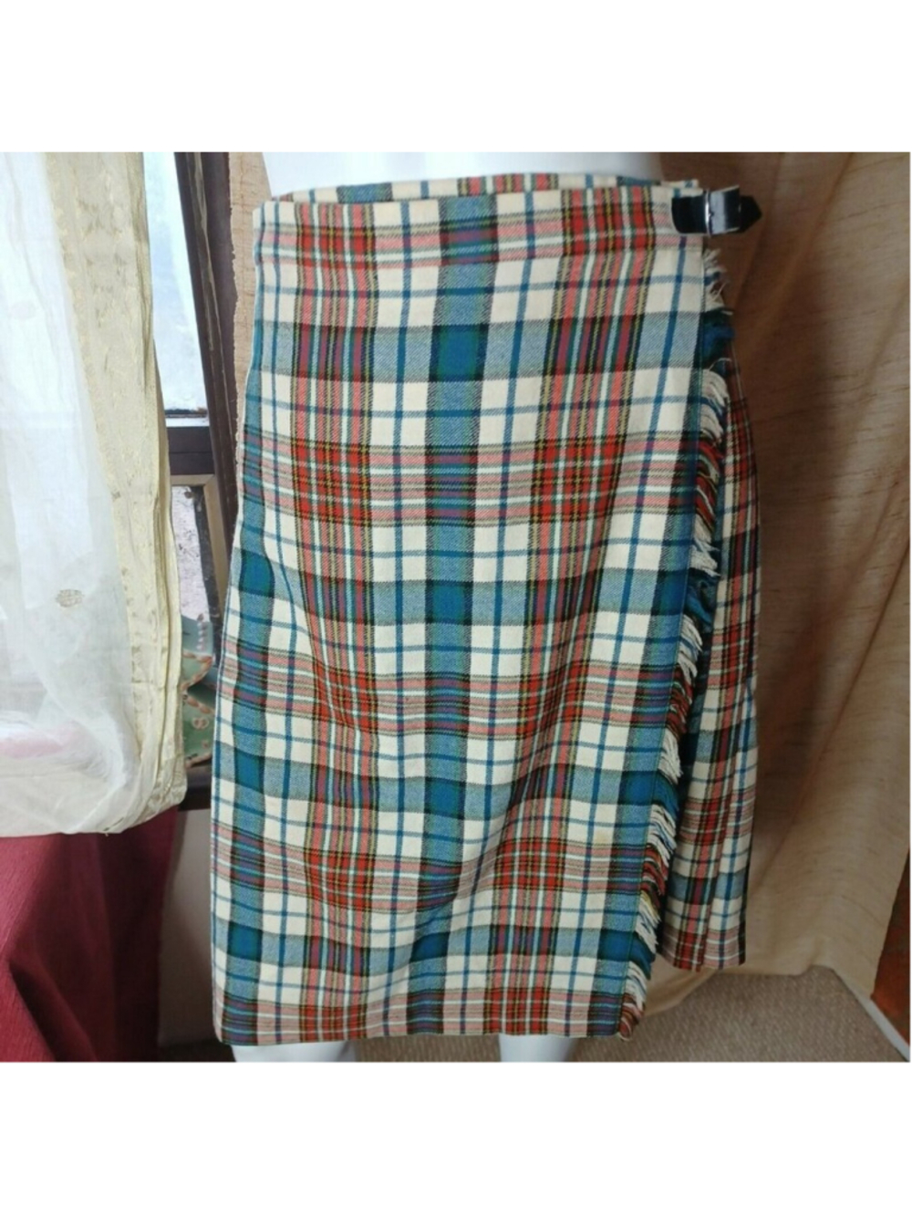 Vintage Women Skirt kilt CLAN LAIRD Made‎ in Scotland Size S 100% Wool